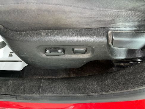 Used 2008 Chevrolet HHR LT FWD image 14