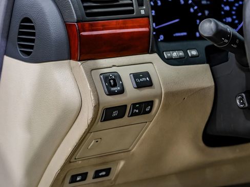 Used 2007 Lexus LS 460 RWD image 36