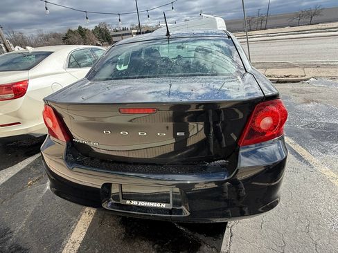 Used 2013 Dodge Avenger SE image 6