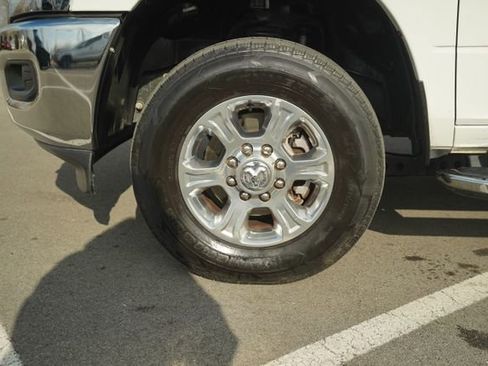 Used 2023 RAM 2500 Big Horn w/ Level 1 Equipment Group image 11