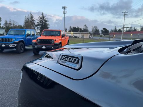 Used 2021 RAM 1500 Big Horn image 23