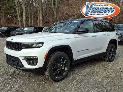 New 2025 Jeep Grand Cherokee Limited image 1