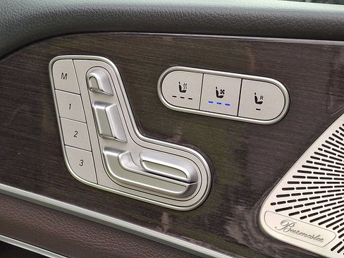 Certified 2022 Mercedes-Benz GLS 450 4MATIC image 24