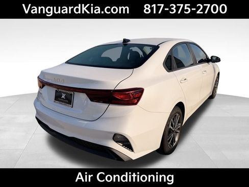 Certified 2023 Kia Forte LXS image 4