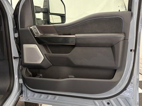 New 2026 Ford F450 Platinum w/ FX4 Off-Road Package AWD/4WD image 24