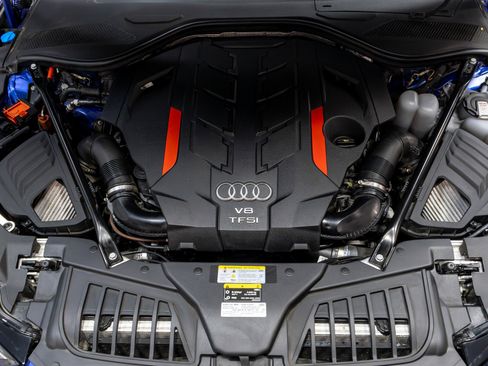 Used 2023 Audi S8 4.0T quattro image 43
