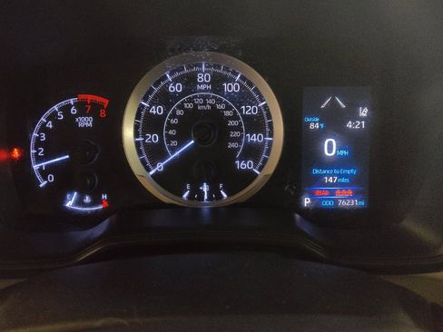 Used 2020 Toyota Corolla LE w/ Carpet Mat Package (TMS) FWD image 23