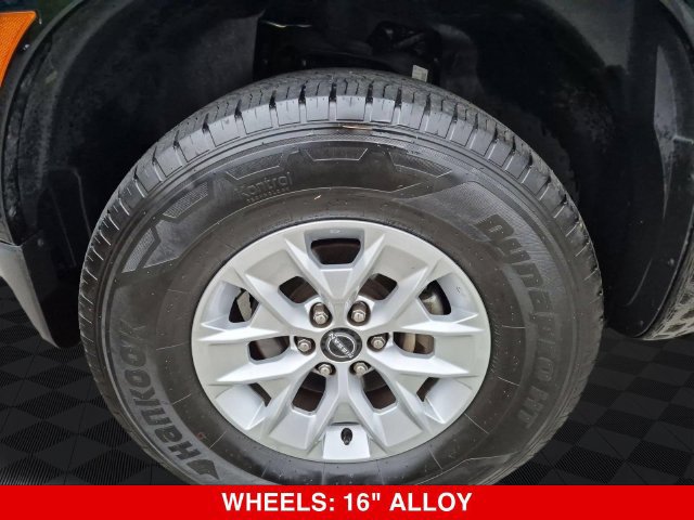 Certified 2024 Nissan Frontier SV AWD/4WD image 9