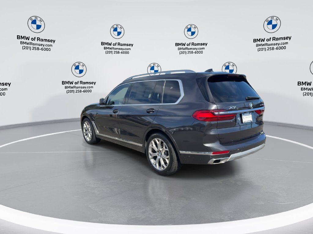 Used 2022 BMW X7 xDrive40i w/ Premium Package AWD/4WD image 6