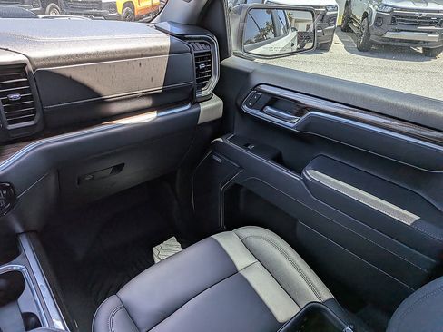 Certified 2025 Chevrolet Silverado 1500 LT Trail Boss w/ Convenience Package II AWD/4WD image 34