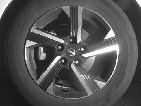 Used 2025 Nissan Sentra SV FWD image 12