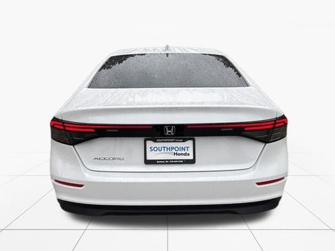 New 2025 Honda Accord LX image 7
