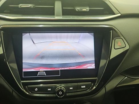 Used 2023 Chevrolet TrailBlazer LT w/ Convenience Package image 3