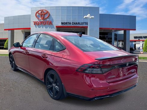 Used 2023 Honda Accord Sport image 7