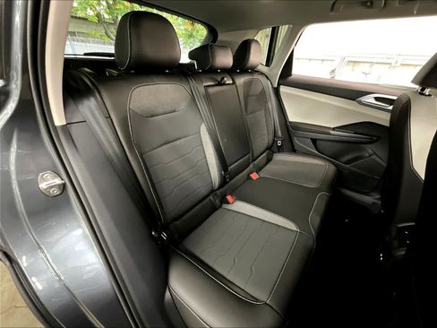 New 2026 Volkswagen Taos SE AWD/4WD image 11