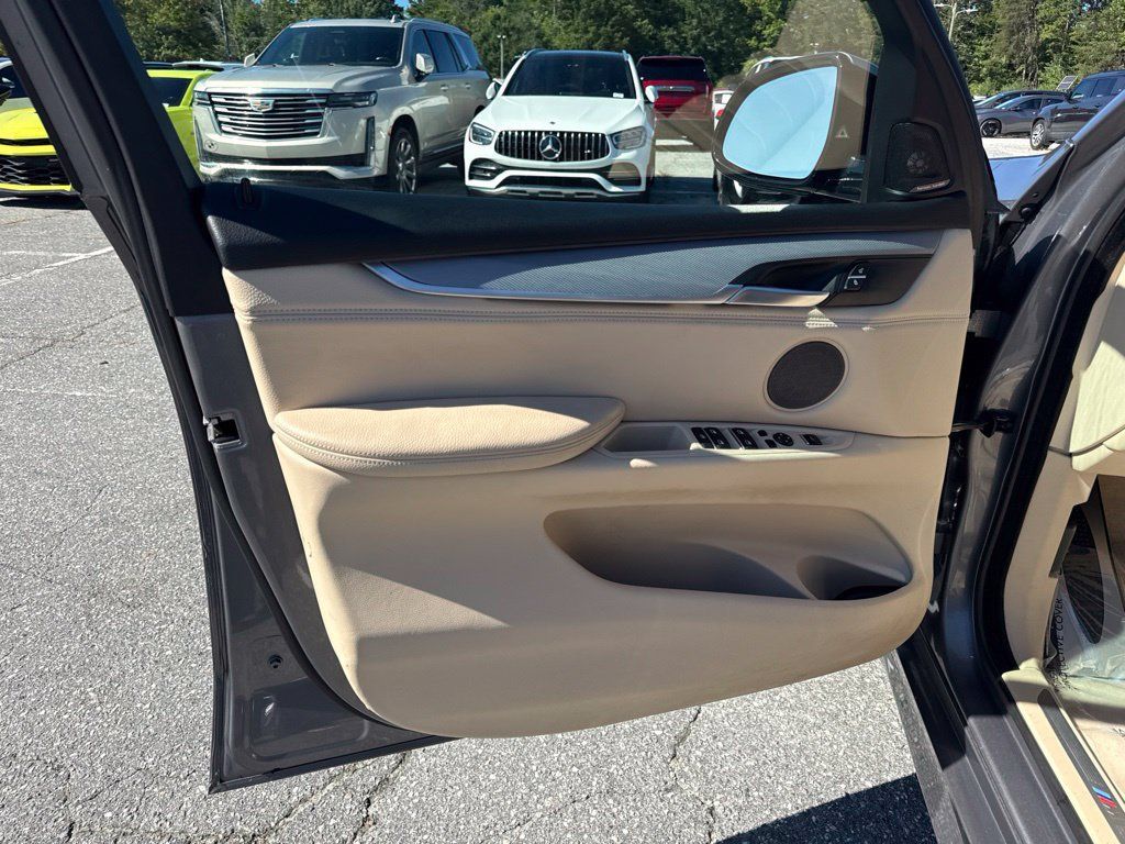 Used 2014 BMW X5 xDrive50i AWD/4WD image 24