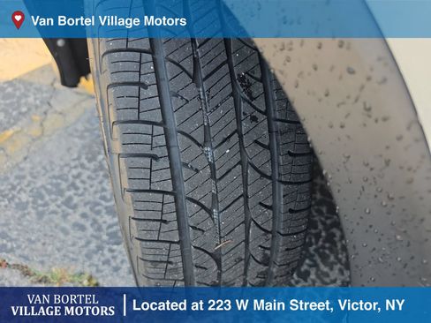 Used 2016 Honda HR-V EX image 29