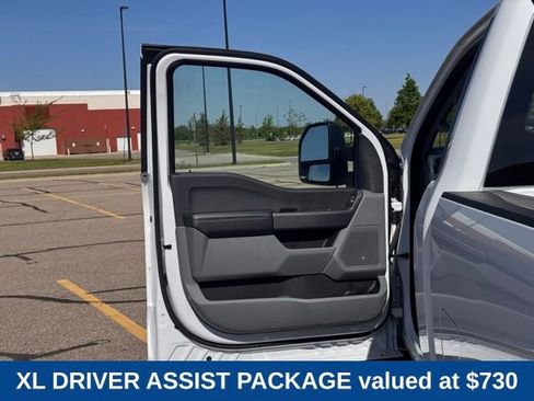 Used 2023 Ford F350 XL w/ STX Appearance Package AWD/4WD image 5
