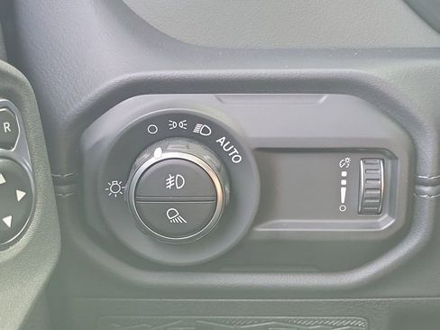 New 2026 Jeep Gladiator Mojave image 13