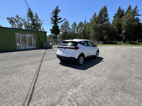 New 2027 Chevrolet Bolt LT FWD image 6
