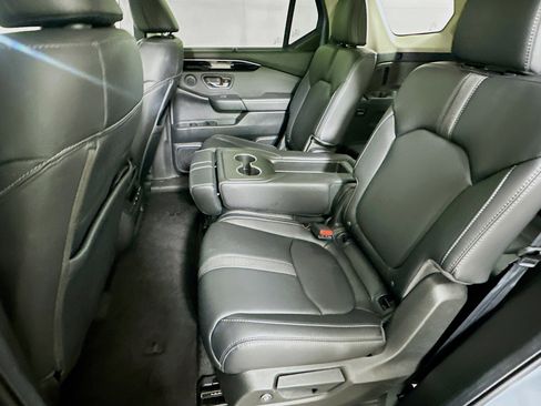 Used 2023 Honda Pilot Touring image 28