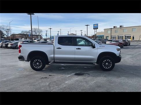 Certified 2022 Chevrolet Silverado 1500 ZR2 w/ Technology Package image 9