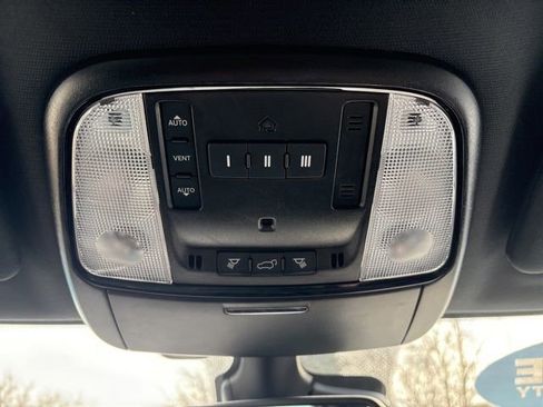 Used 2024 Dodge Durango R/T AWD/4WD image 13