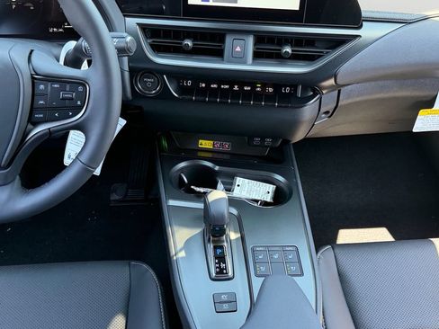 New 2026 Lexus UX 300h AWD image 10