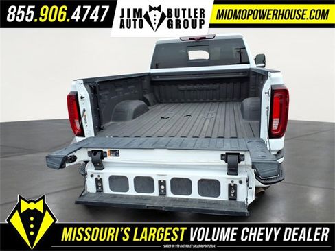Used 2022 GMC Sierra 3500 Denali w/ Technology Package image 6