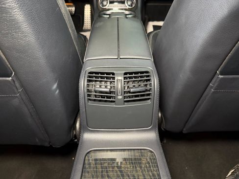 Used 2013 Mercedes-Benz CLS 550 image 24