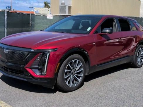 Certified 2024 Cadillac Lyriq Sport w/ LPO, Floor Liner Package RWD image 7