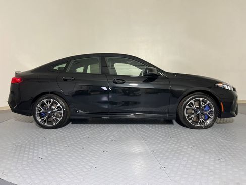 Used 2025 BMW M235i xDrive w/ Premium Package image 8