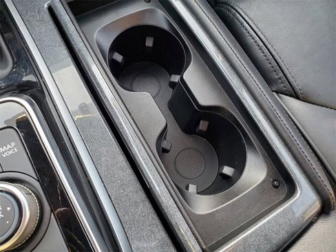 Certified 2022 Nissan Armada SL w/ Midnight Edition Package image 30