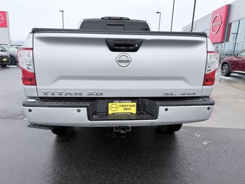 Used 2017 Nissan Titan SL image 8