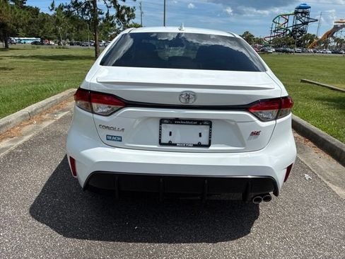 Used 2025 Toyota Corolla SE FWD image 4