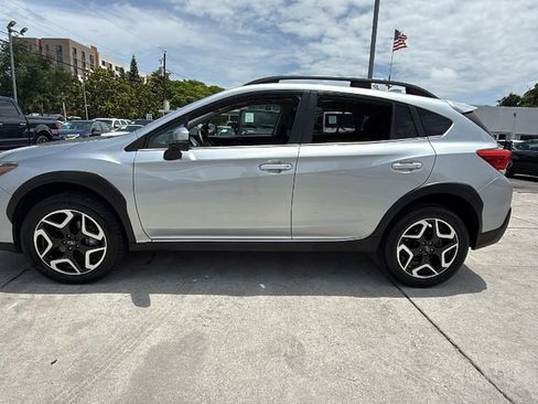 Used 2019 Subaru Crosstrek 2.0i Limited w/ Moonroof Package w/Navigation AWD/4WD image 11