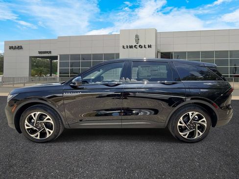 New 2026 Lincoln Nautilus Premier w/ Equipment Group 102A AWD/4WD image 9