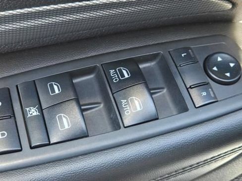 Used 2019 Dodge Durango GT RWD image 17
