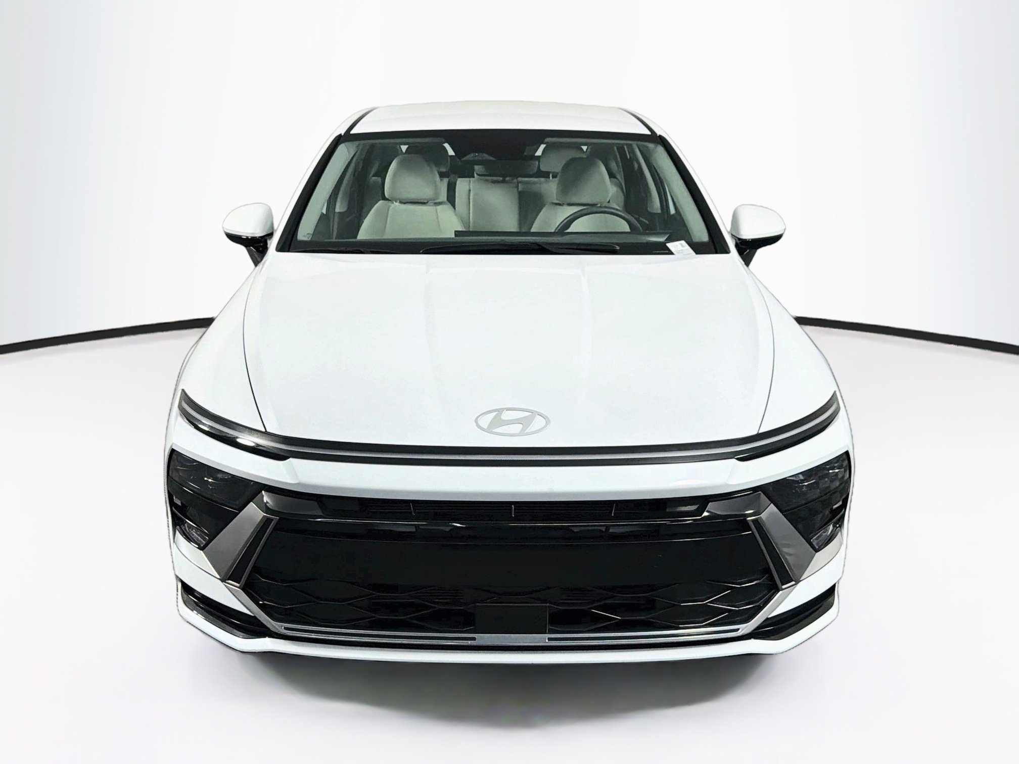Used 2025 Hyundai Sonata SEL FWD image 2