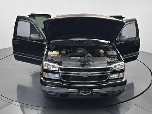 Used 2007 Chevrolet Silverado 1500 LT w/ Extended Cab Value Package RWD image 42