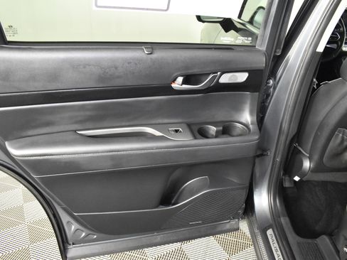 Used 2022 Hyundai Palisade Limited image 48