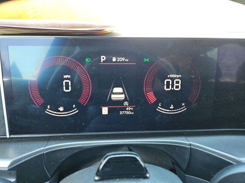 Used 2025 Hyundai Santa Fe SEL image 21