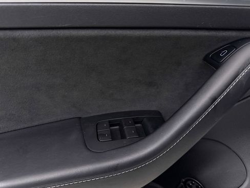 Used 2023 Tesla Model 3 Performance image 31