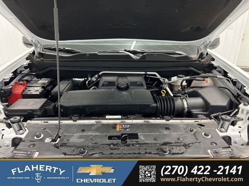 Used 2024 Chevrolet Colorado Z71 w/ Z71 Convenience Package 2 image 16