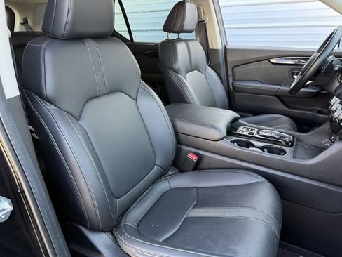 Used 2025 Honda Pilot EX-L image 25