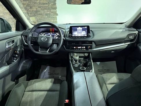 Certified 2025 Nissan Rogue SV AWD/4WD image 25