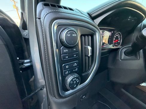 Used 2020 Chevrolet Silverado 1500 High Country image 16