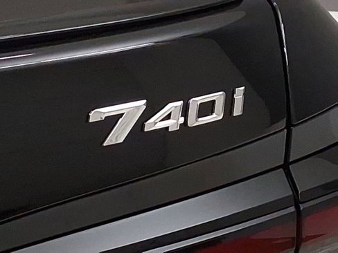 New 2026 BMW 740i 740i w/ Premium Package image 19
