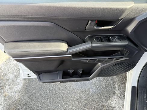 Used 2025 Toyota 4Runner 4WD image 24