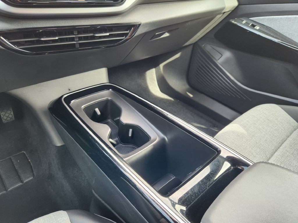 Certified 2023 Volkswagen ID.4 Pro AWD/4WD image 17